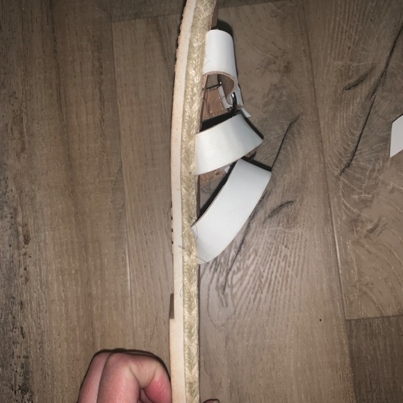 White esprit sandals - Picture 2 of 3